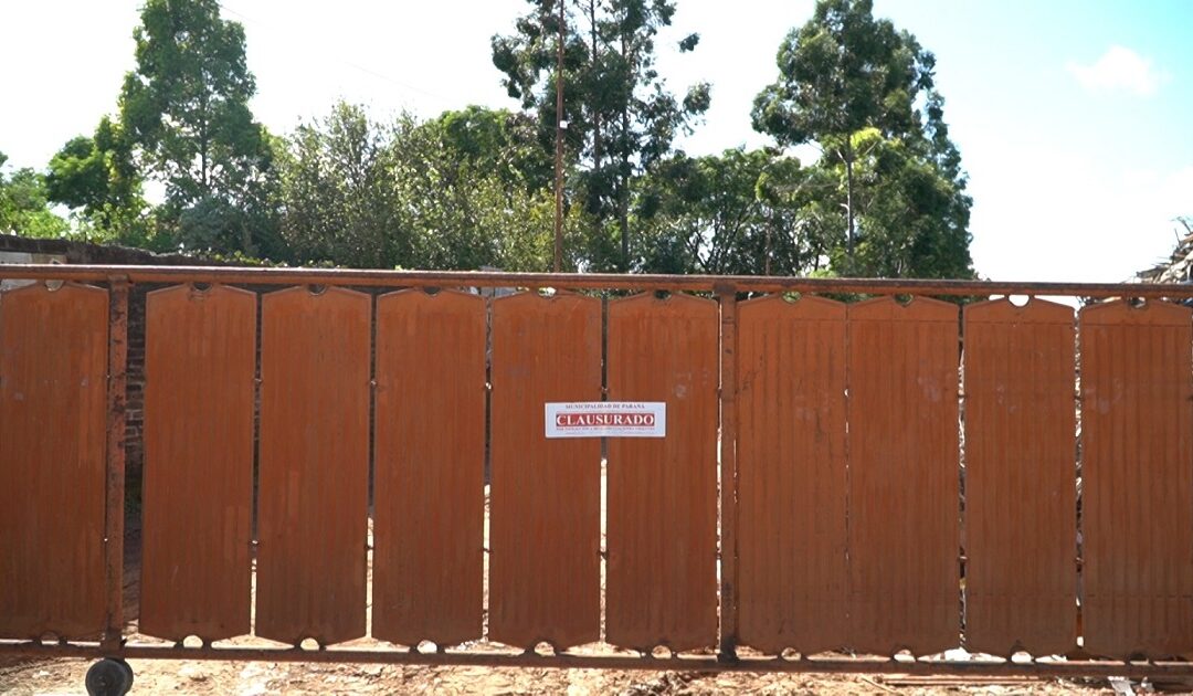 Vecinos de Puerto Alvear rechazan la chatarrería clausurada en Paraná